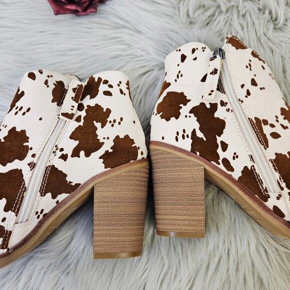 Altard State Cow Print Booties Brown White Western Ankle Boots Block Heel Sz 6.5 - Picture 6 of 14